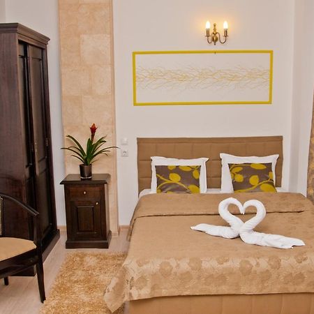 Hotel Belleville Iasi Esterno foto