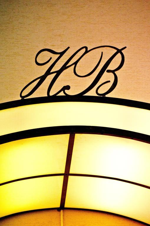 Hotel Belleville Iasi Esterno foto