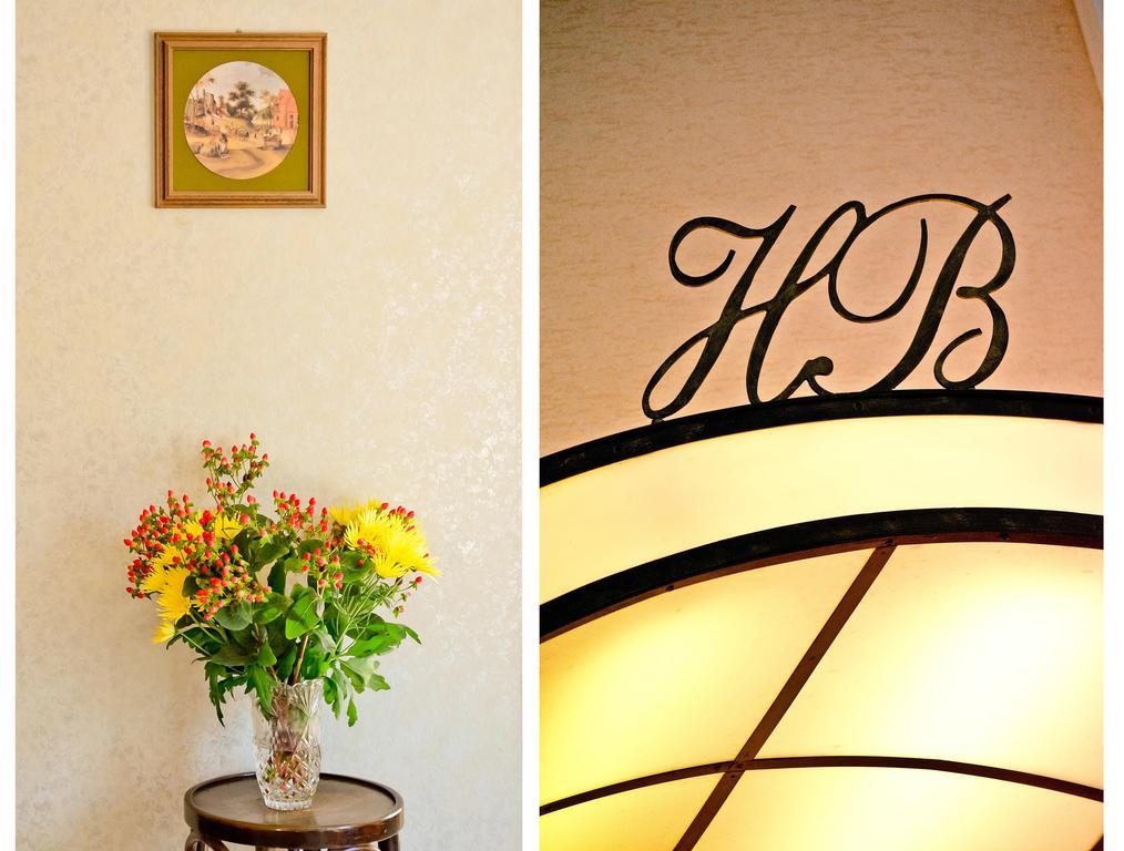 Hotel Belleville Iasi Esterno foto